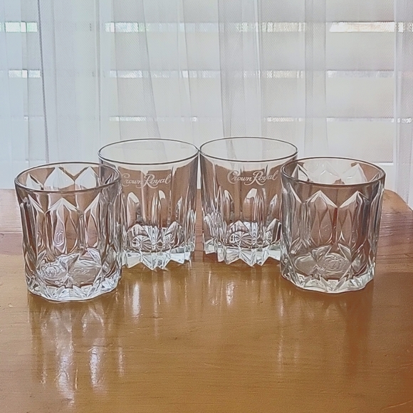 Dining Set Of 4 Old Fashioned Lowball Glasses Embossed Etched With